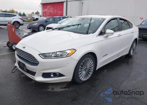 2014 Ford Fusion Hybrid Titanium z USA, uszkodzony, nr VIN 3FA6P0RU6ER299616